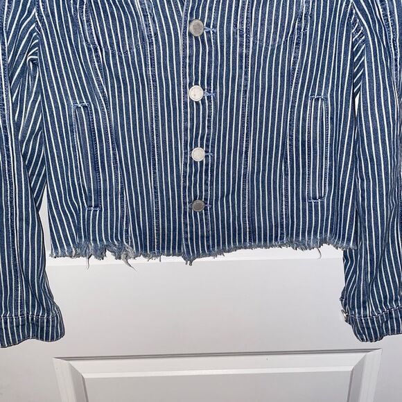 BlankNYC | Pale Rails Raw Edge Striped Jacket | Size Small - Picture 8 of 8